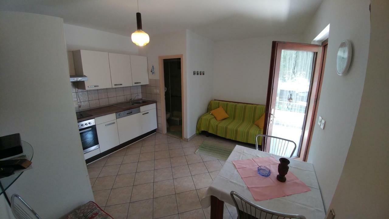 Apartments Dora Banjol Eksteriør bilde