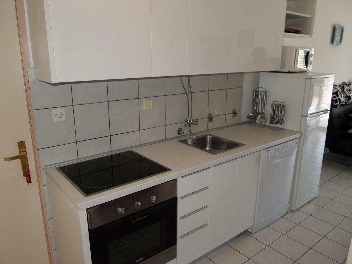 Apartments Dora Banjol Eksteriør bilde
